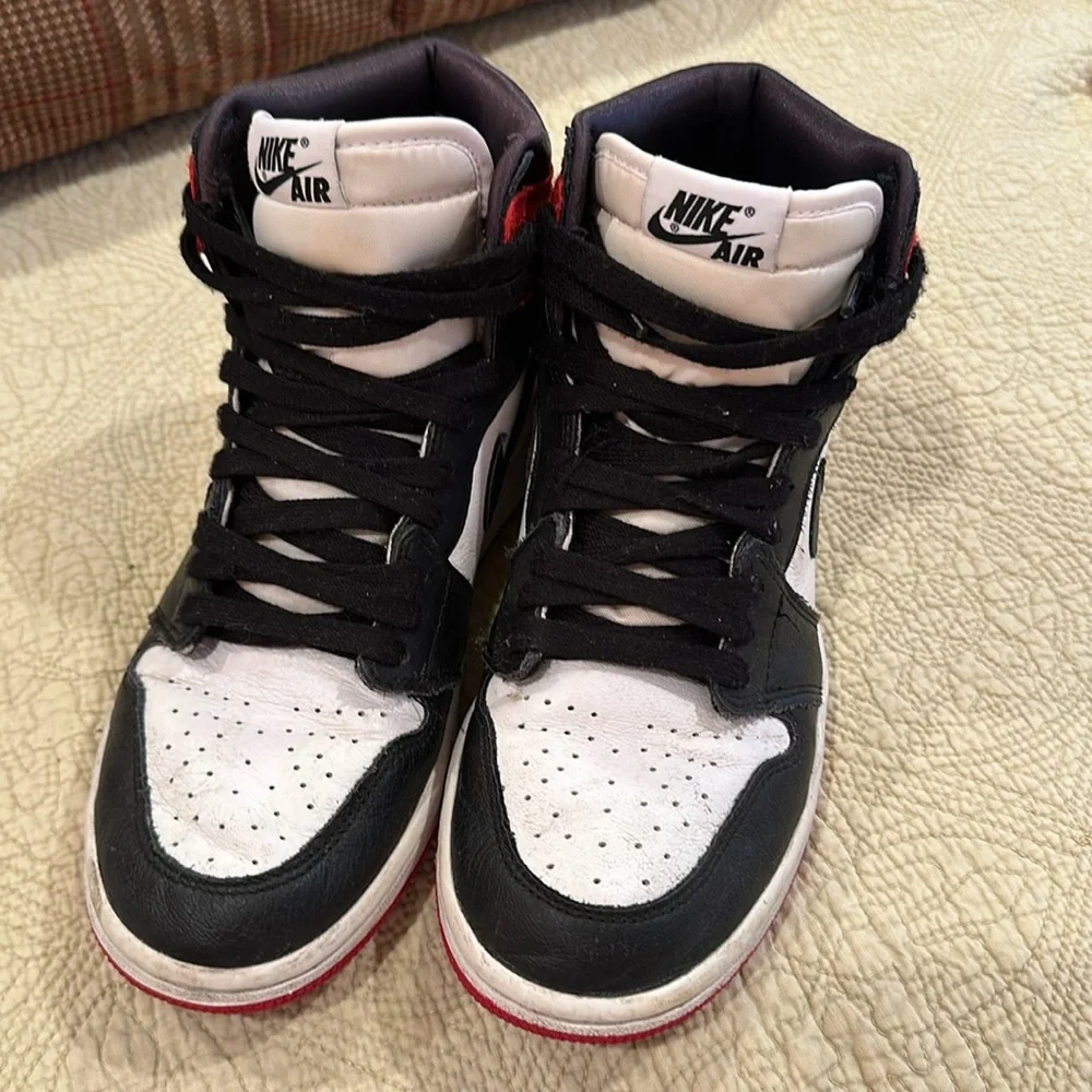 Nike Air Jordan woman’s size 8.5 - Picture 2 of 6